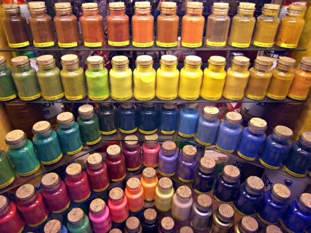 Galerie nocogo marchand de couleurs